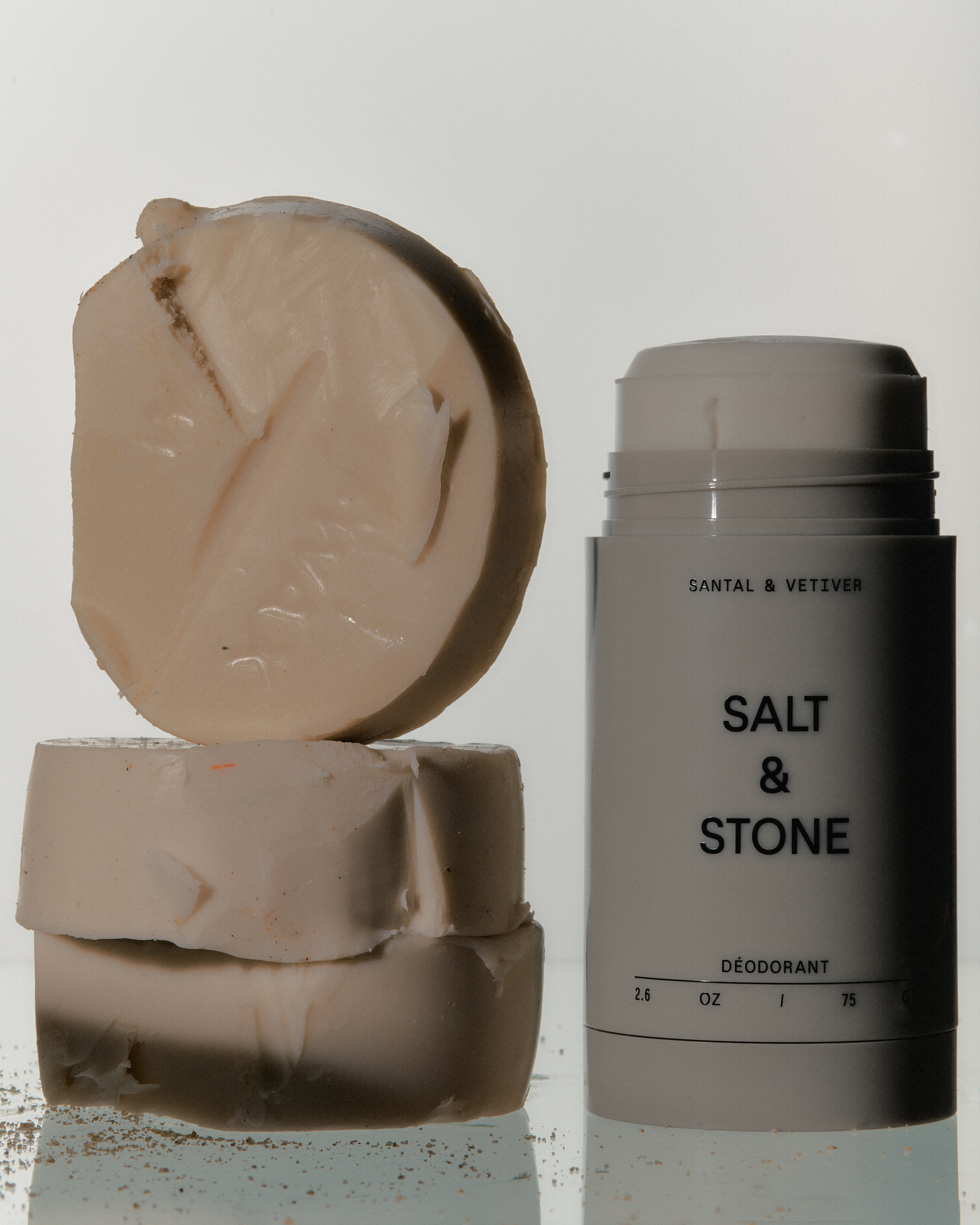SALT & STONE NATURAL DEODORANT SANTAL & VETIVER - EXTRA STRENGTH