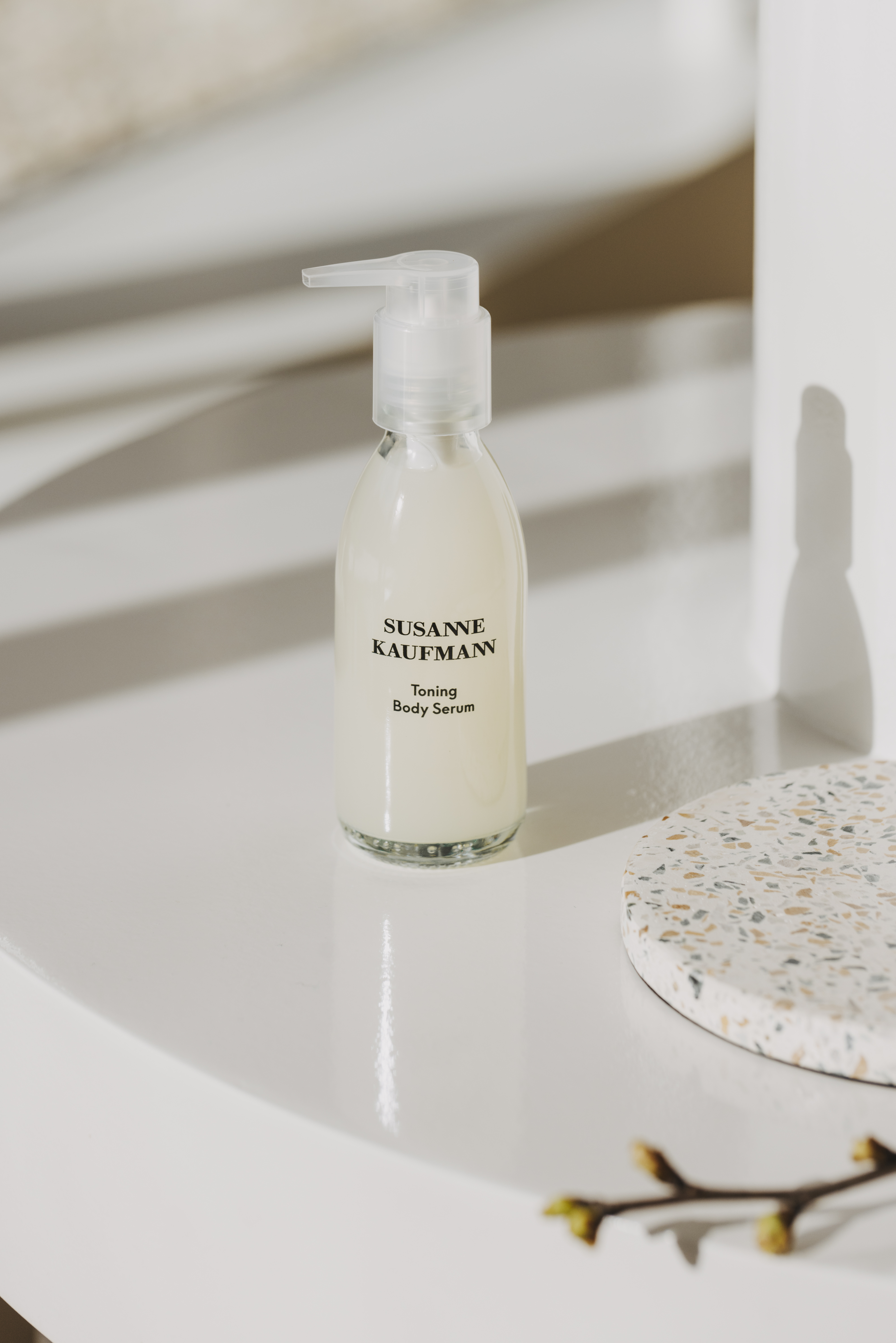 SUSANNE KAUFMANN STRAFFENDES KÖRPERSERUM - TONING BODY SERUM_