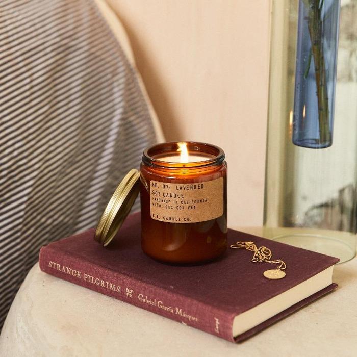P.F. CANDLE & CO. NO.07 LAVENDER