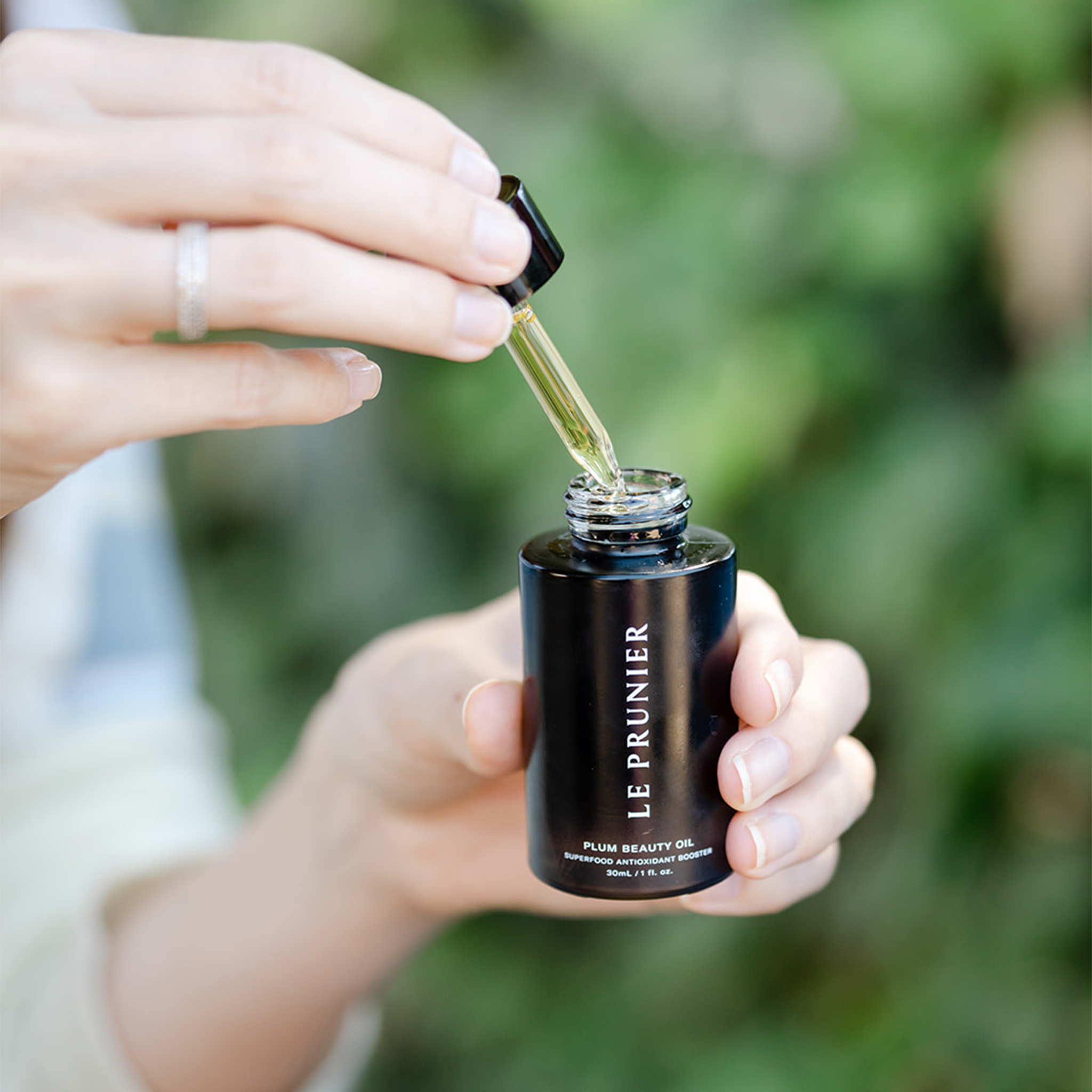 LE PRUNIER PLUM BEAUTY OIL