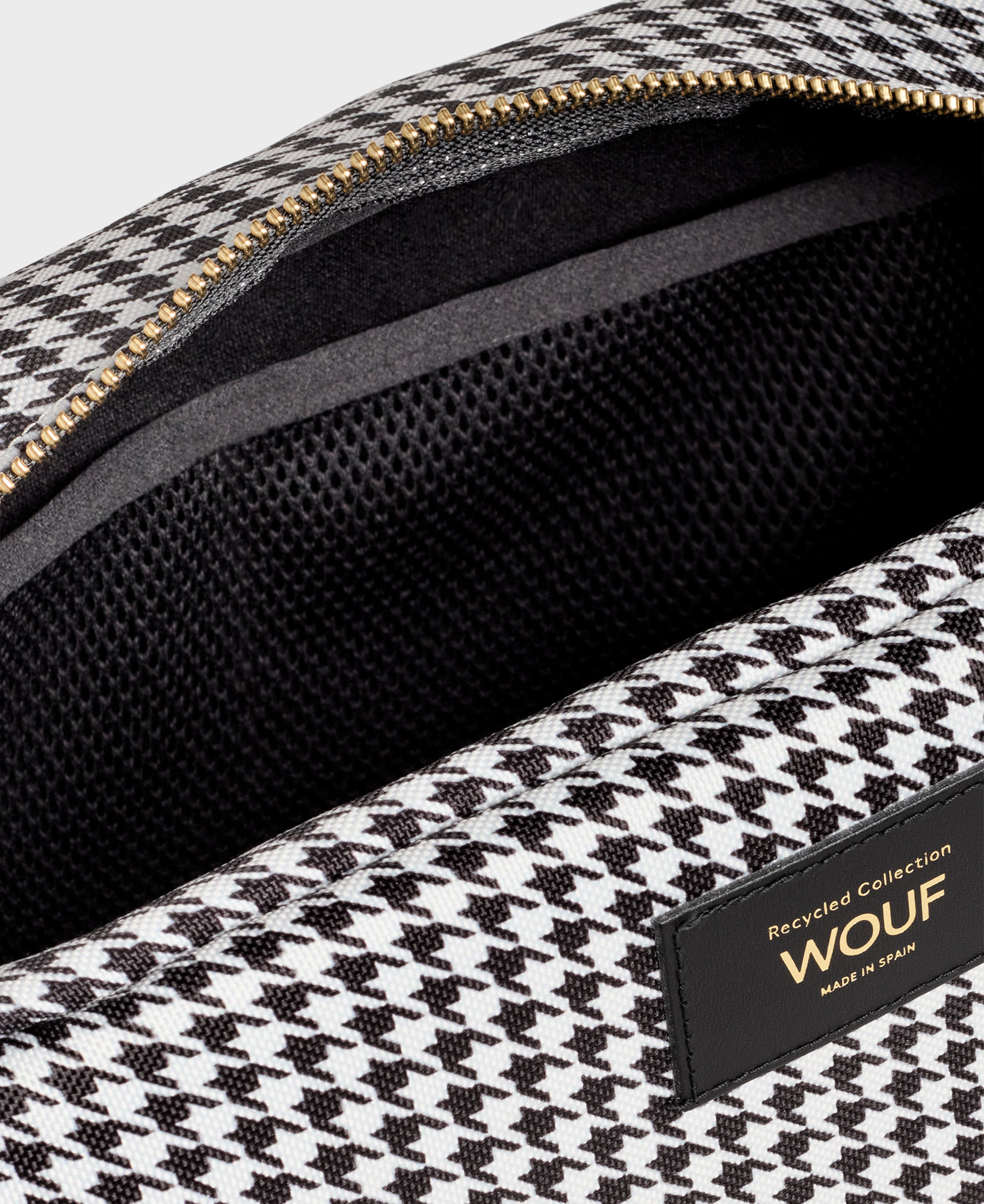 WOUF CELINE LARGE TOILETRY BAG