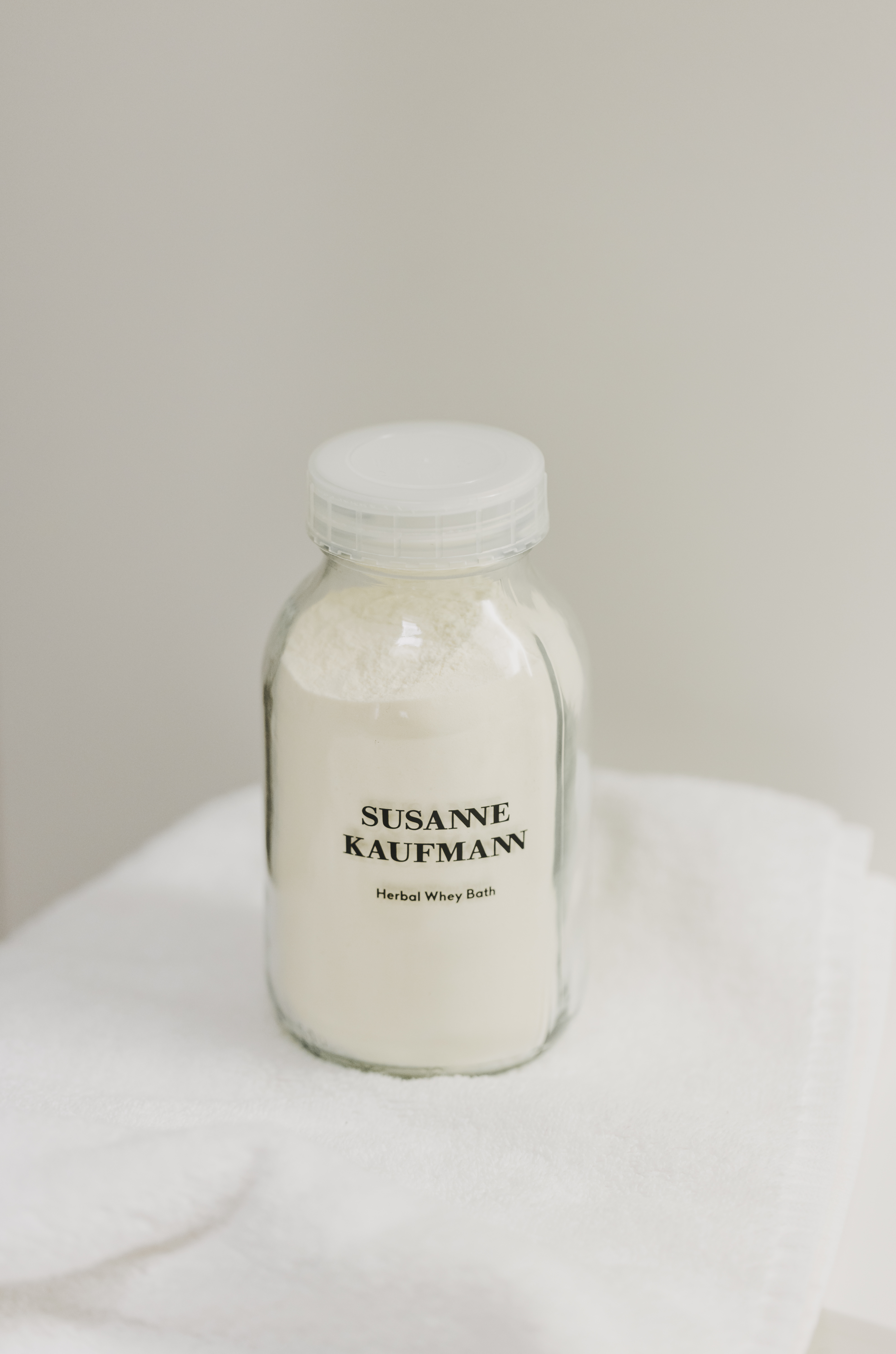 SUSANNE KAUFMANN KRÄUTERMOLKEBAD -  HERBAL WHEY BATH