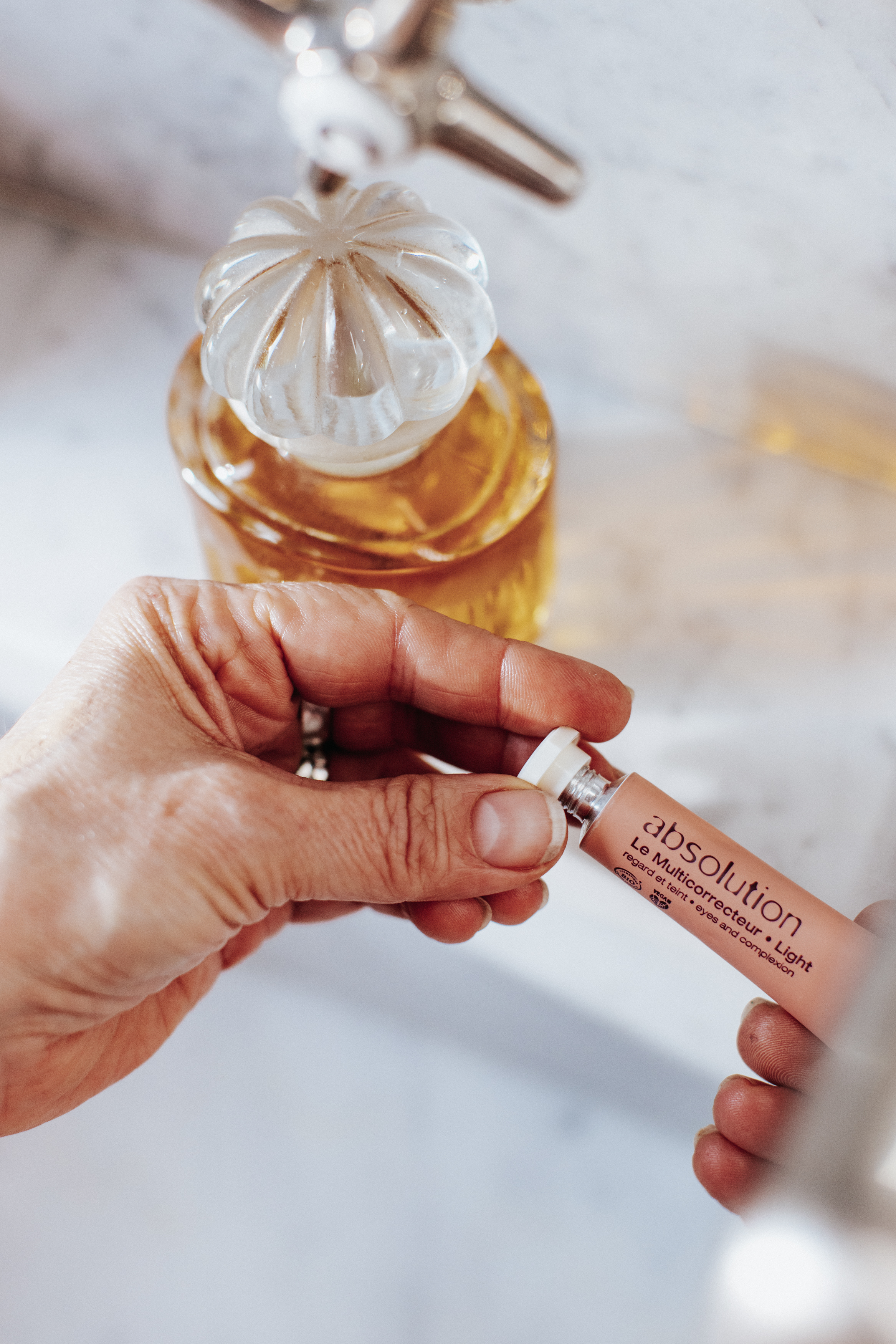 ABSOLUTION LE MULTICORRECTEUR CONCEALER