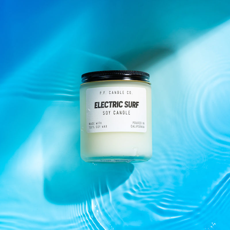 P.F. CANDLE & CO. SOFT FOCUS LIMITED EDITION - ELECTRIC SURF