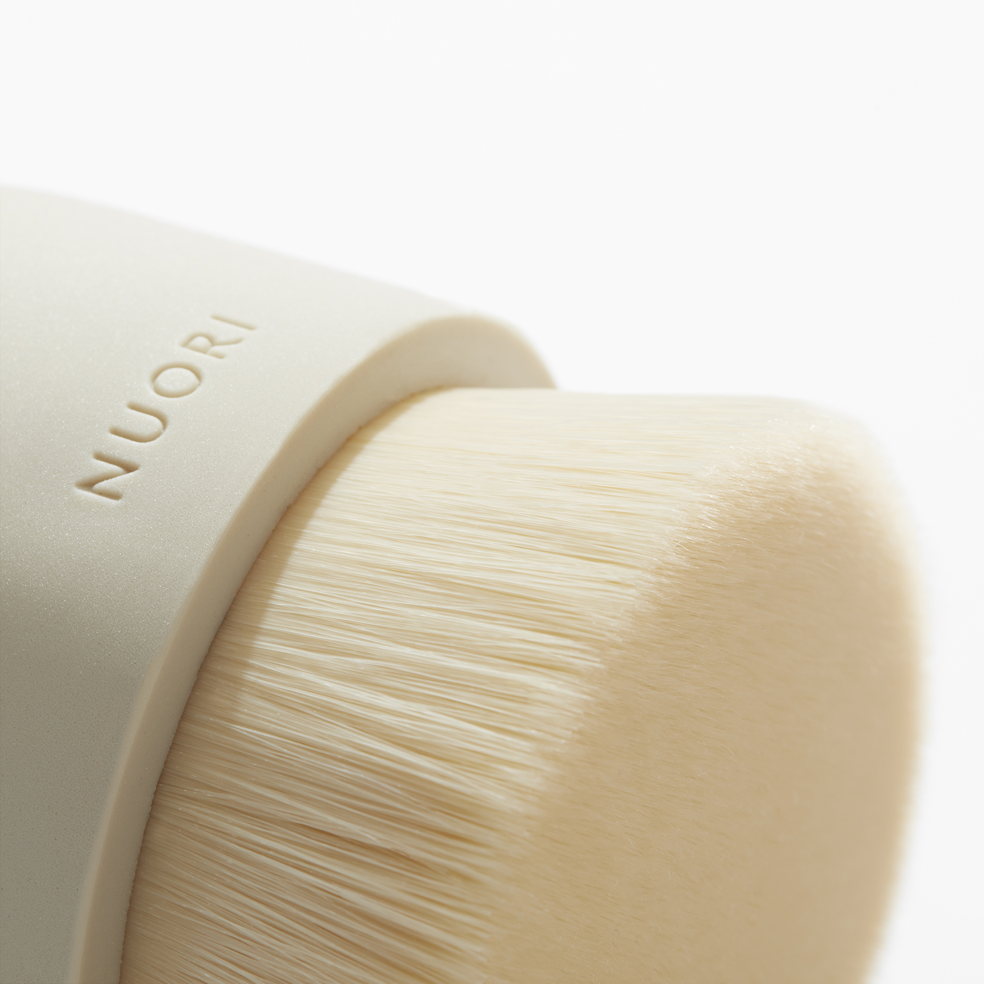 NUORI CARESSING FACIAL BRUSH - NEUTRAL