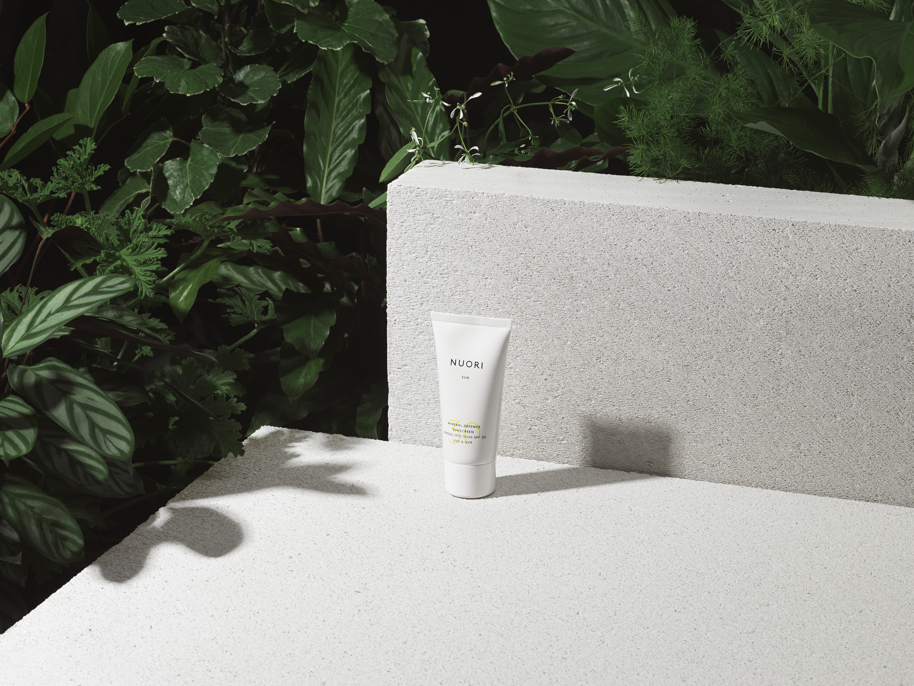 NUORI MINERAL DEFENCE FACIAL CREAM SPF 30