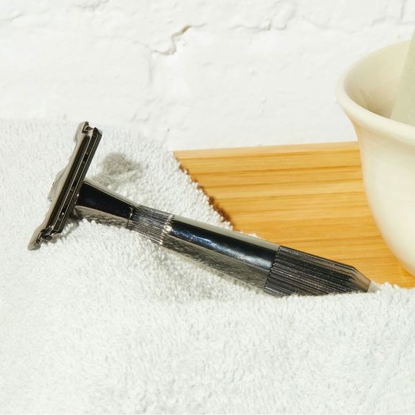 LEAF SHAVE - THE TWIG RAZOR